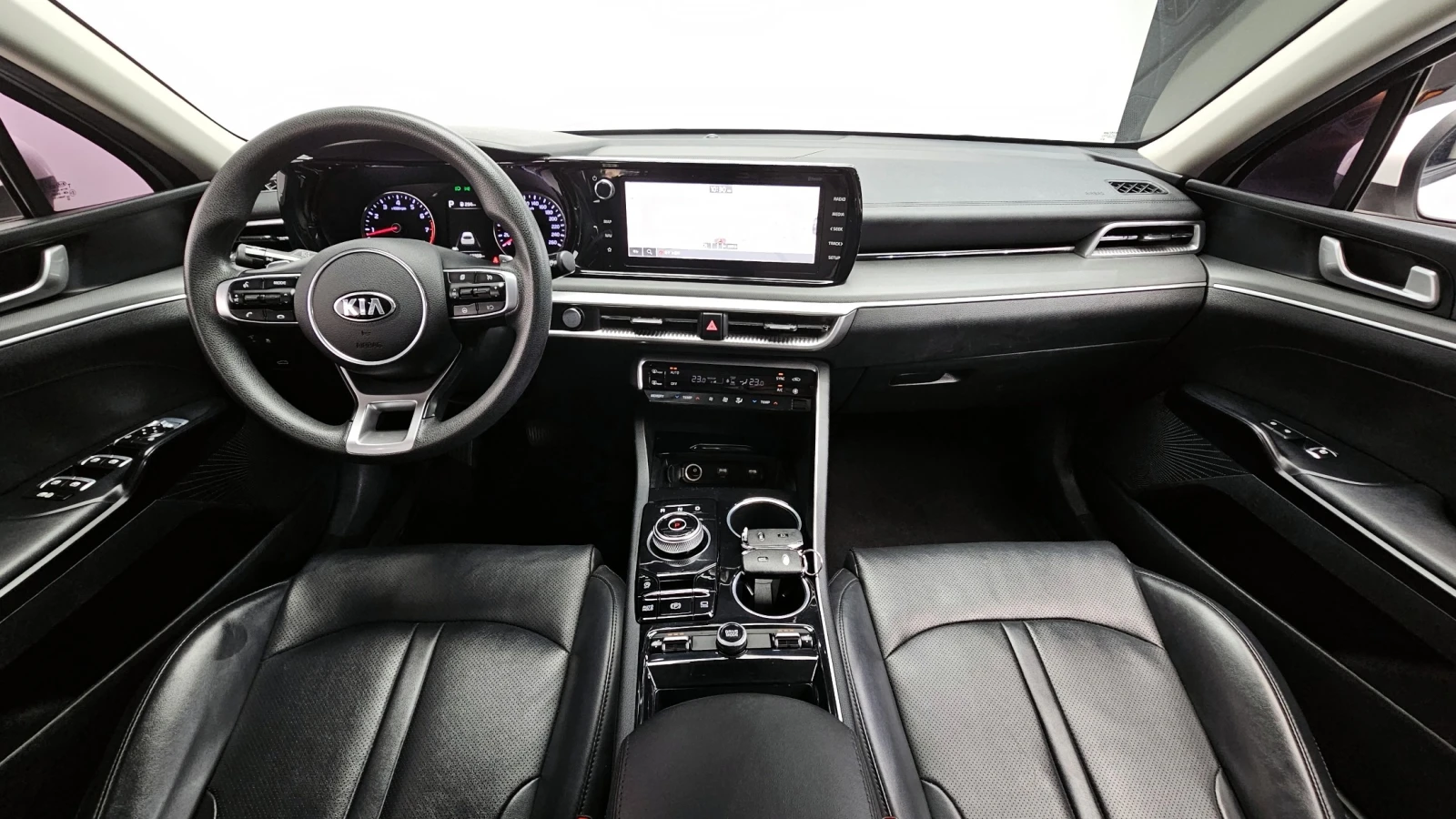 Kia K5 2.0 Trendy, снимка 7 - Автомобили и джипове - 55753515