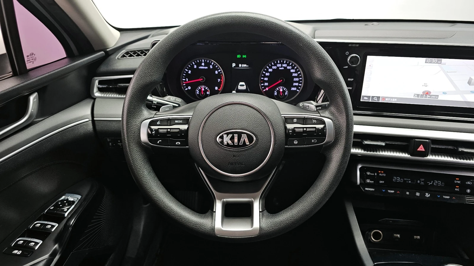 Kia K5 2.0 Trendy, снимка 13 - Автомобили и джипове - 55753515