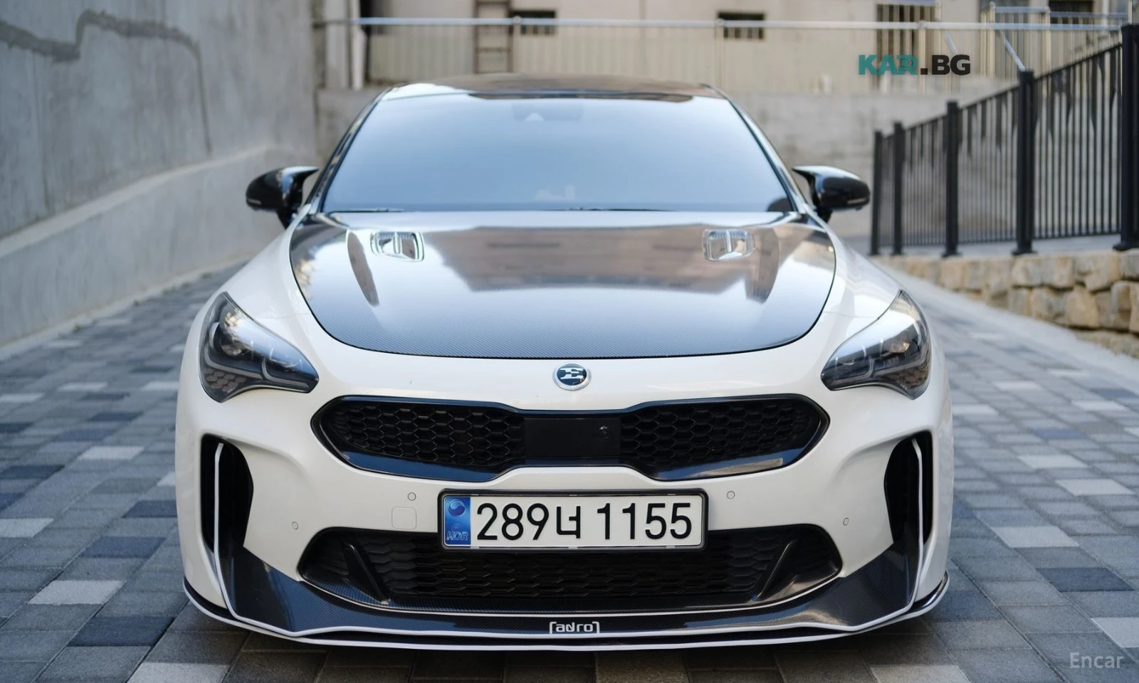 Kia Stinger 3.3 Turbo GT* HUD* 360* КОЖА* ОБДУХВ* НАВИ, снимка 10 - Автомобили и джипове - 55818814