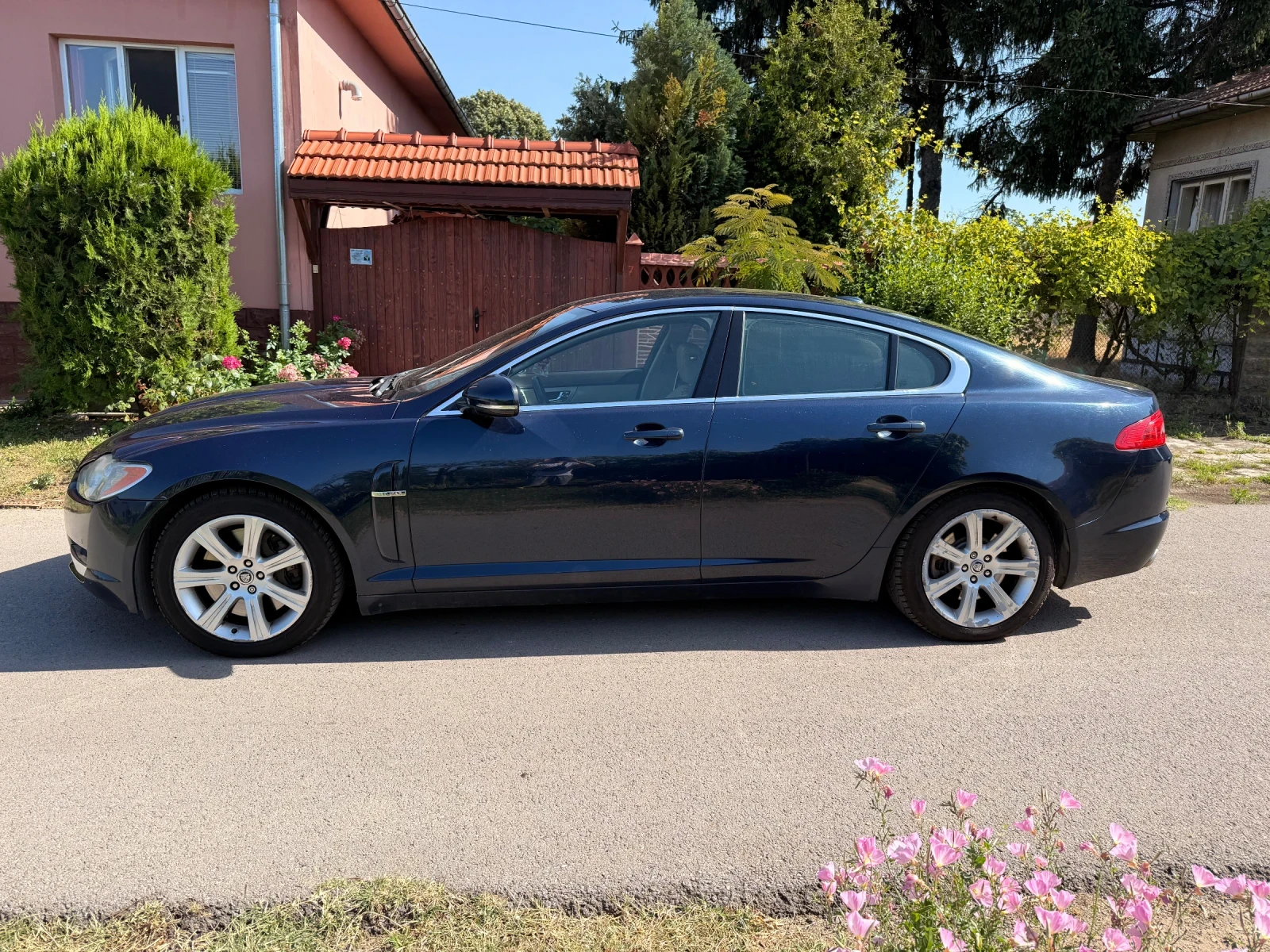 Jaguar Xf, снимка 2 - Автомобили и джипове - 55944386