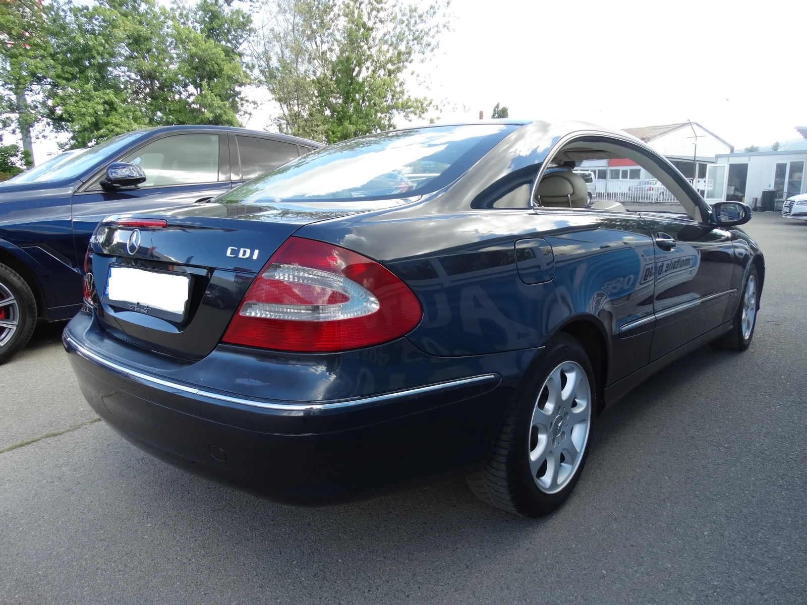 Mercedes-Benz CLK 270 CDI, снимка 3 - Автомобили и джипове - 55952553