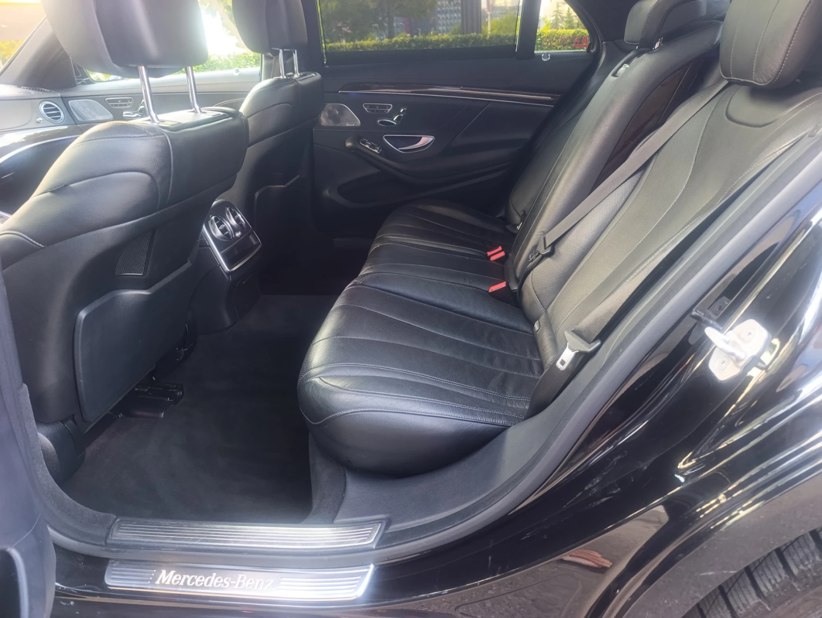 Mercedes-Benz S 350 AMG* PANO* AIRMATIC* BURMESTER, снимка 10 - Автомобили и джипове - 56150881