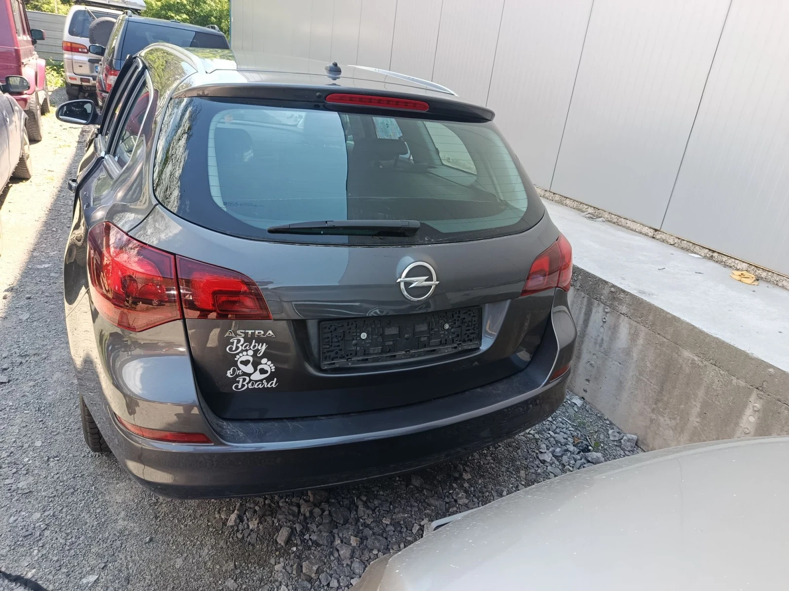 Opel Astra, снимка 3 - Автомобили и джипове - 56345032