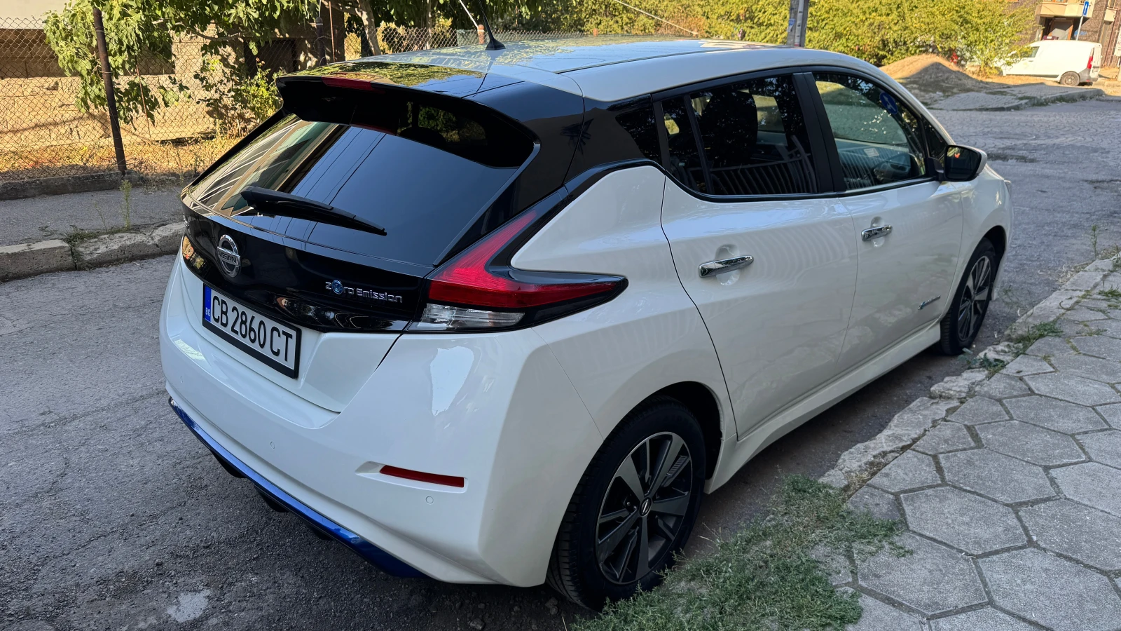 Nissan Leaf  40 kWh, снимка 3 - Автомобили и джипове - 56375545