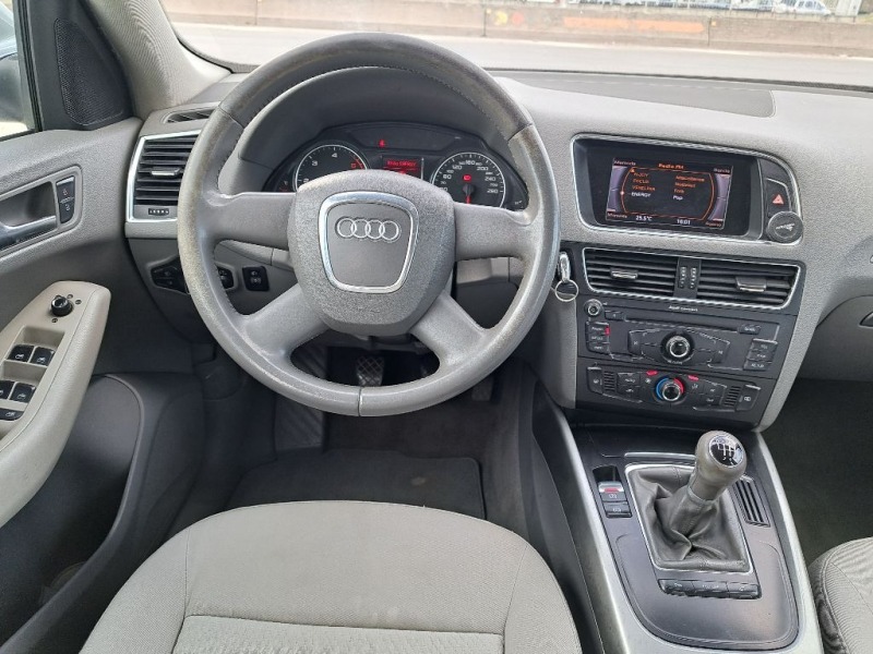 Audi Q5, снимка 8 - Автомобили и джипове - 40010083