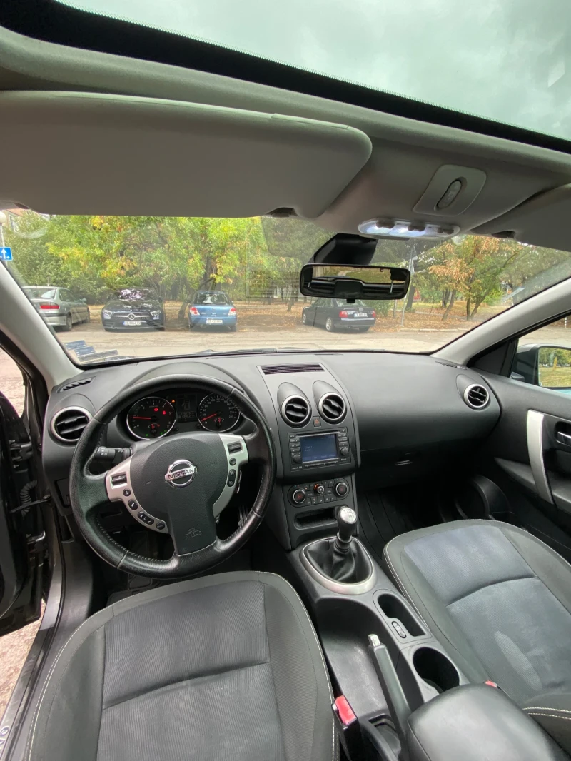 Nissan Qashqai 1.5 D, снимка 12 - Автомобили и джипове - 47209807