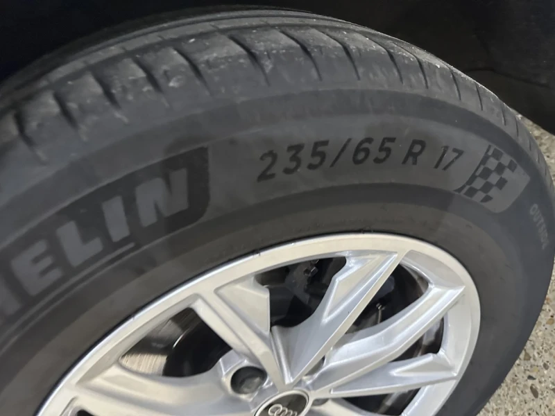 Audi Q5, снимка 6 - Автомобили и джипове - 52683855