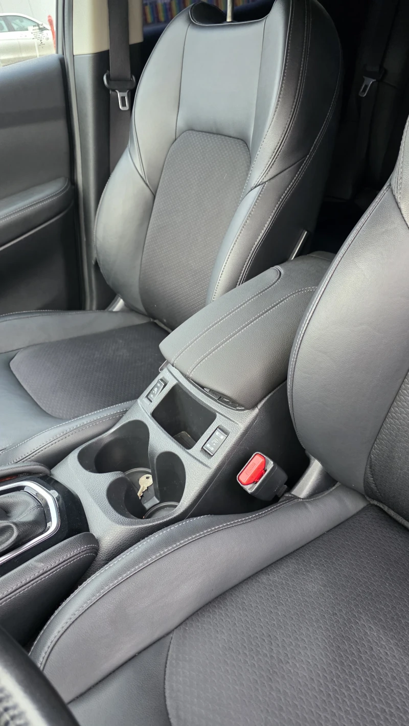 Nissan Qashqai, снимка 8 - Автомобили и джипове - 53239149