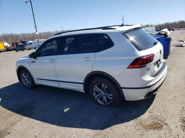 VW Tiguan SE R-LINE BLACK* ПАНОРАМА* ПОДГРЕВИ* 4x4 - изображение 2