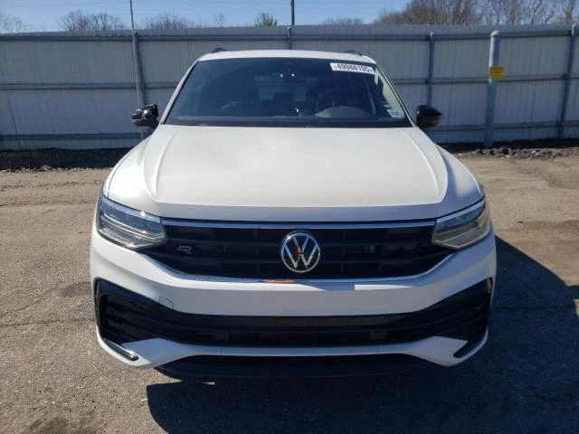 VW Tiguan SE R-LINE BLACK* ПАНОРАМА* ПОДГРЕВИ* 4x4 - изображение 5