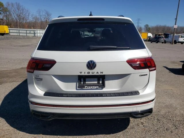 VW Tiguan SE R-LINE BLACK* ПАНОРАМА* ПОДГРЕВИ* 4x4 - изображение 6