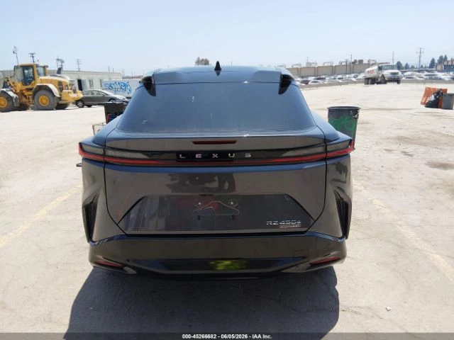 Lexus RZ 450E Premium, снимка 6 - Автомобили и джипове - 55120505