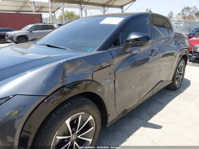 Lexus RZ 450E Premium, снимка 9 - Автомобили и джипове - 55120505