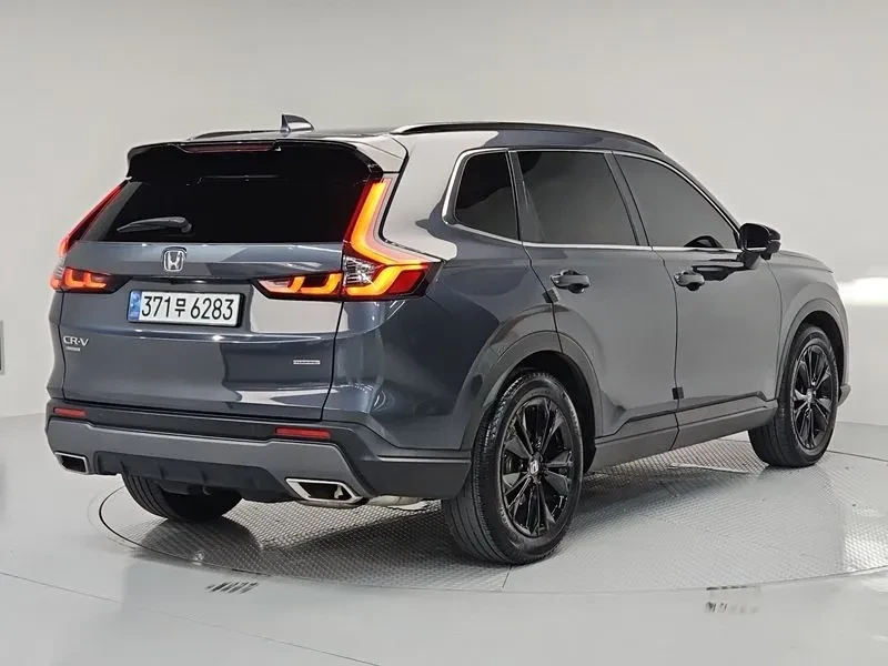 Honda Cr-v 2.0 Hybrid Touring 2Wd, снимка 4 - Автомобили и джипове - 55928404