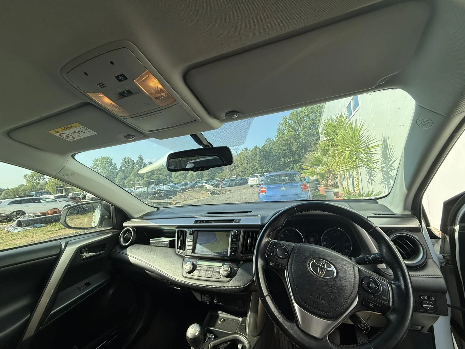 Toyota Rav4 2.0 D-4D 143кс НА ЧАСТИ , снимка 13 - Автомобили и джипове - 52982321