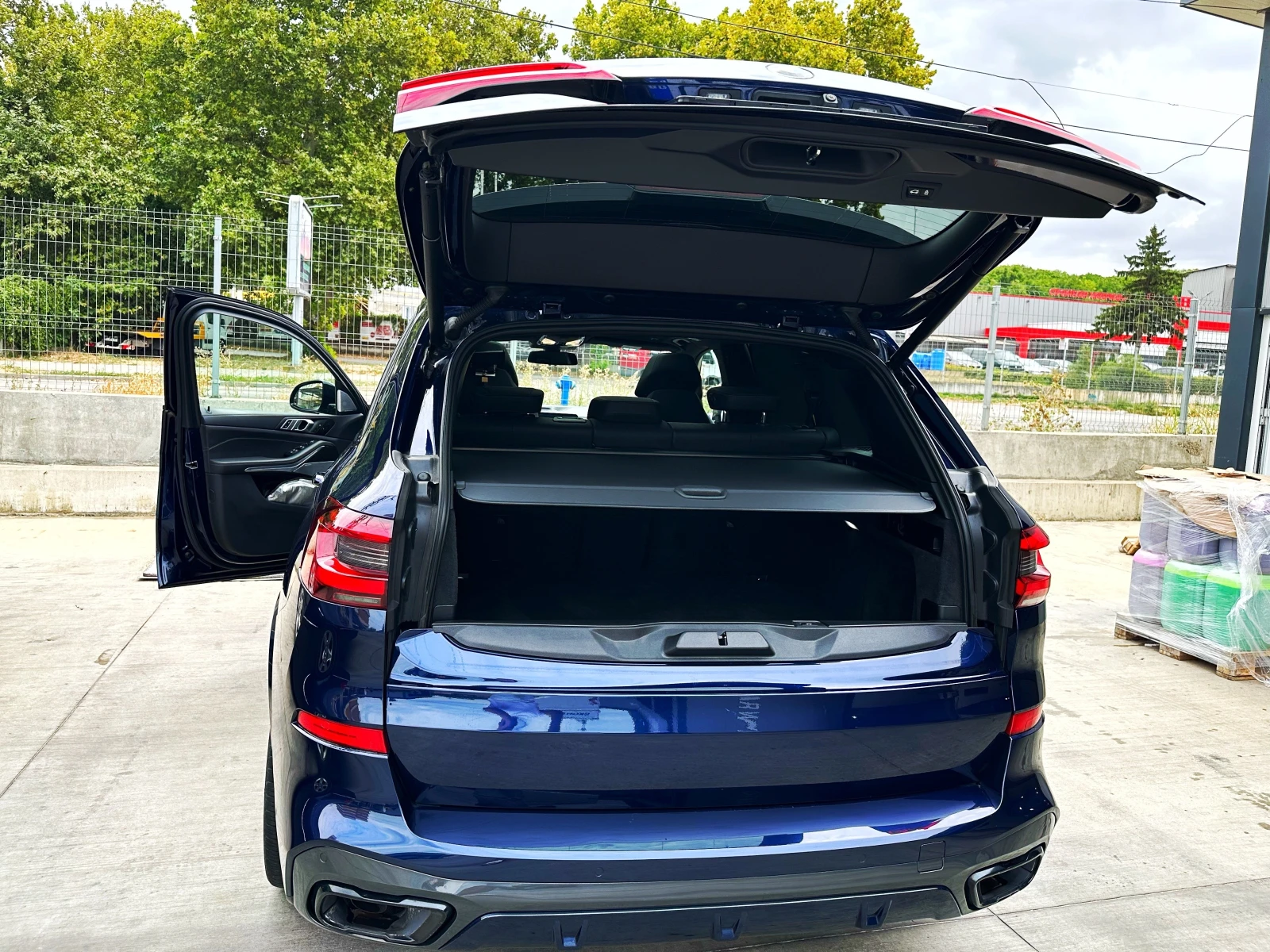 BMW X5 40d M-sport, Bowers&Wilkins, Soft-close, Integral - изображение 7