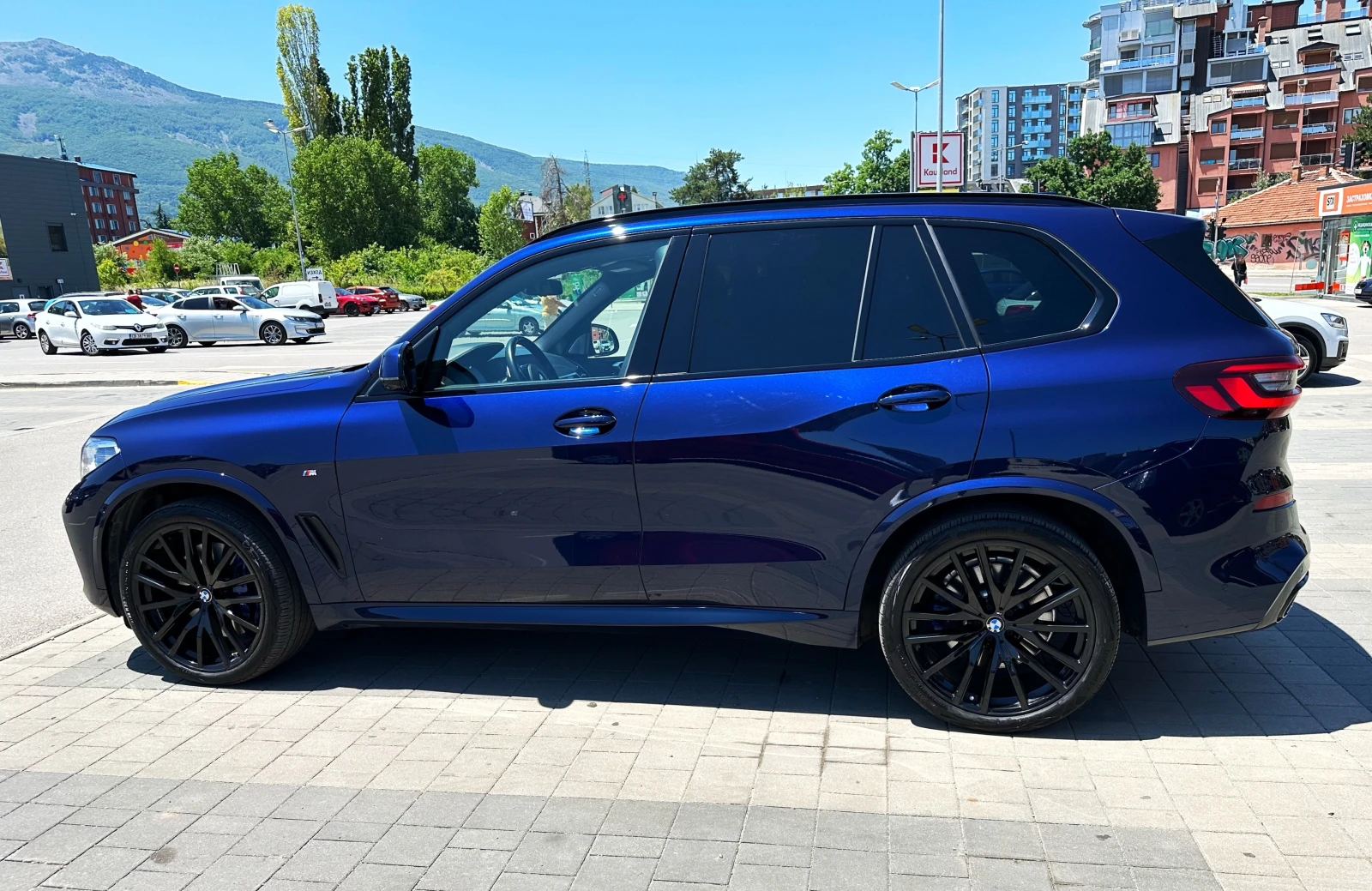 BMW X5 40d M-sport, Bowers&Wilkins, Soft-close, Integral - изображение 4