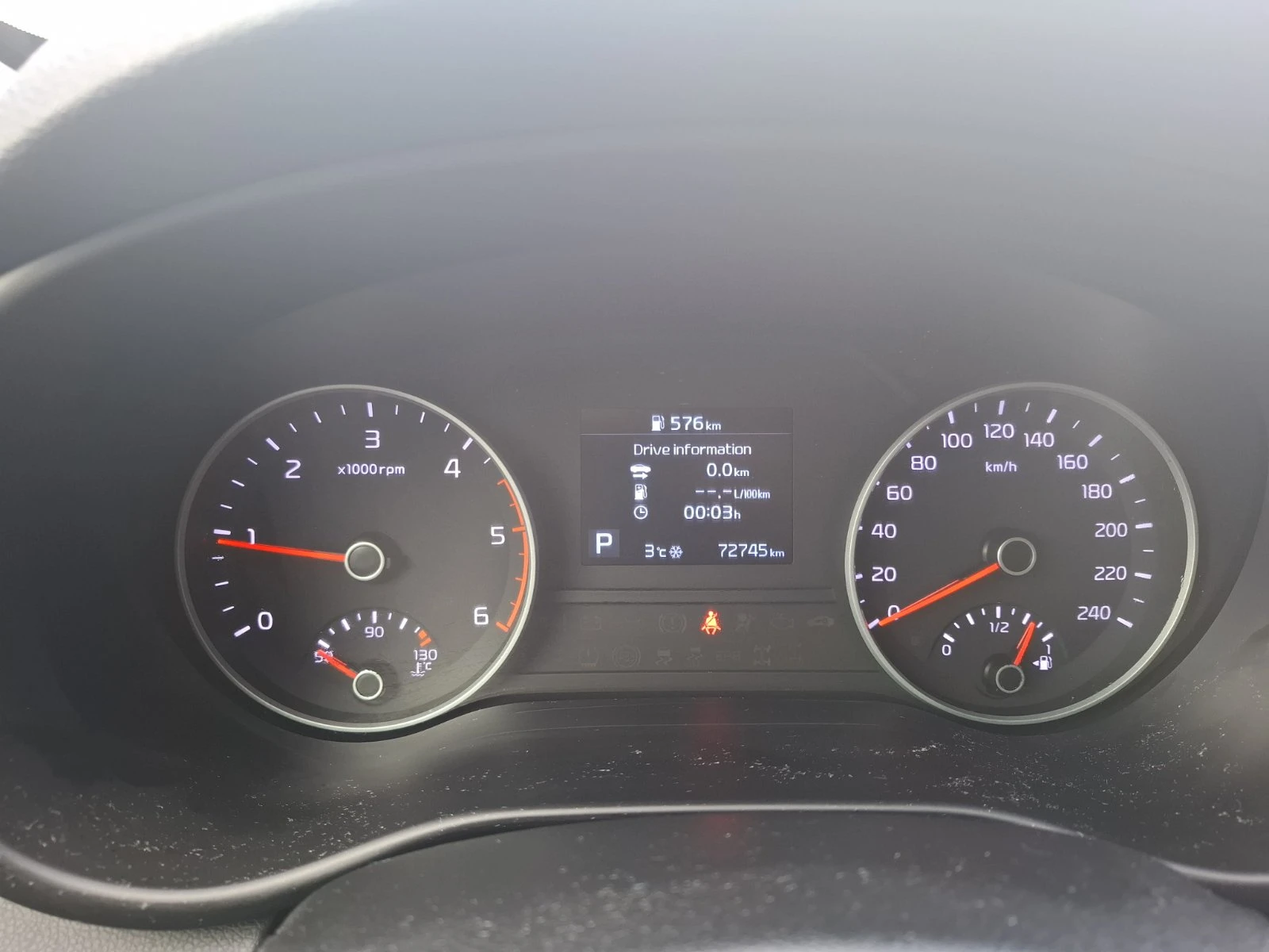 Kia Sportage 1.6 crdi 2WD ГАРАНЦИЯ - изображение 10