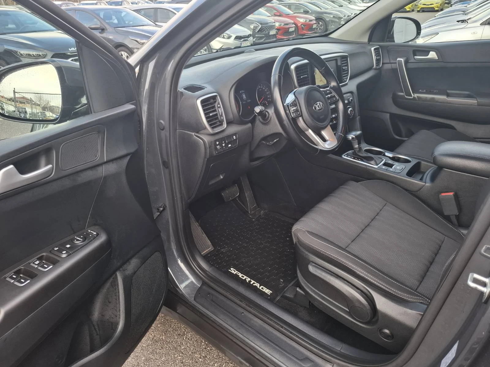 Kia Sportage 1.6 crdi 2WD ГАРАНЦИЯ - изображение 9