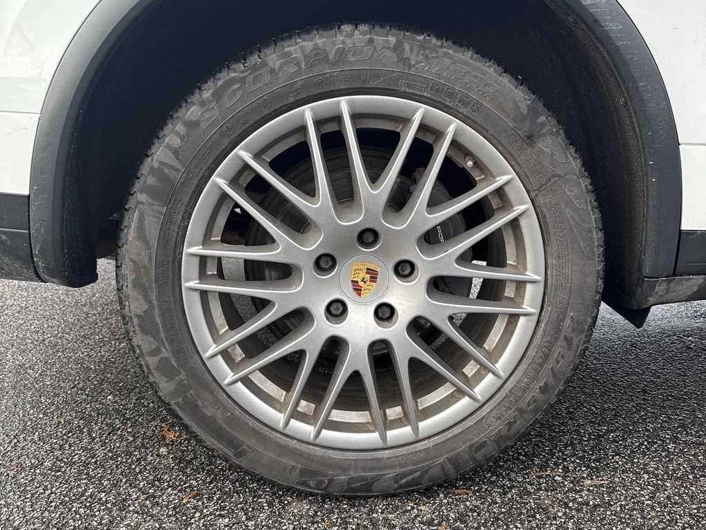 Porsche Cayenne * AWD 4dr * CARFAX * ЦЕНА ДО БГ - изображение 9