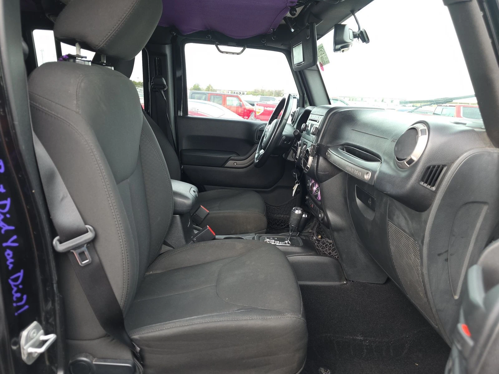 Jeep Wrangler  - изображение 8