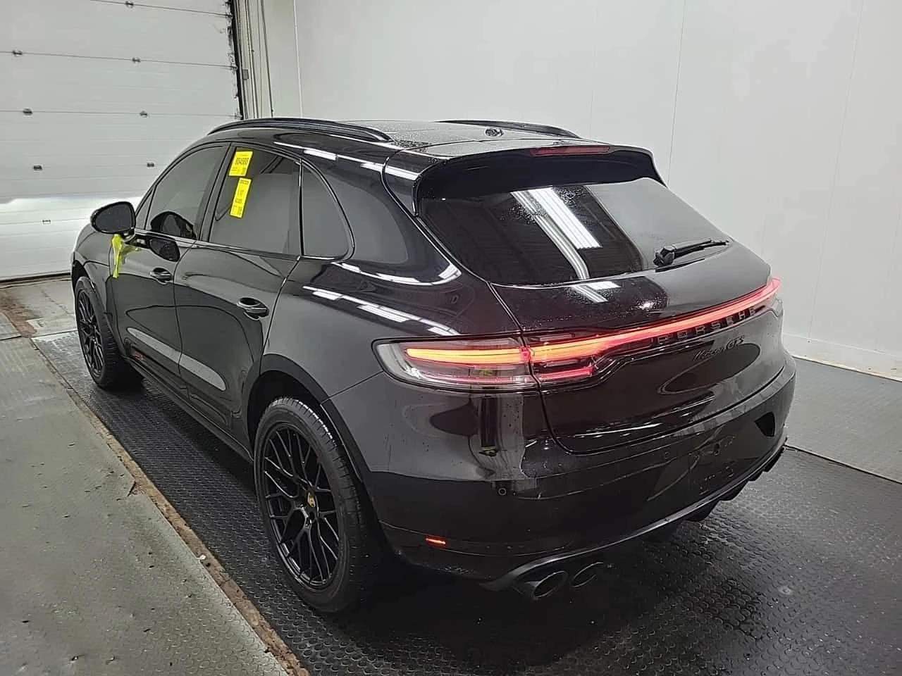 Porsche Macan GTS | AWD | 2 ����� | �������� | CARFAX | Mobile.bg � ����������� 12