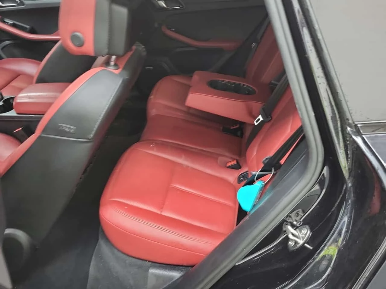 Porsche Macan GTS | AWD | 2 КЛЮЧА | ПОДГРЕВИ | CARFAX - изображение 4