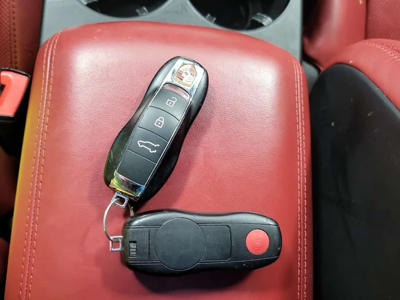 Porsche Macan GTS | AWD | 2 ����� | �������� | CARFAX | Mobile.bg � ����������� 16