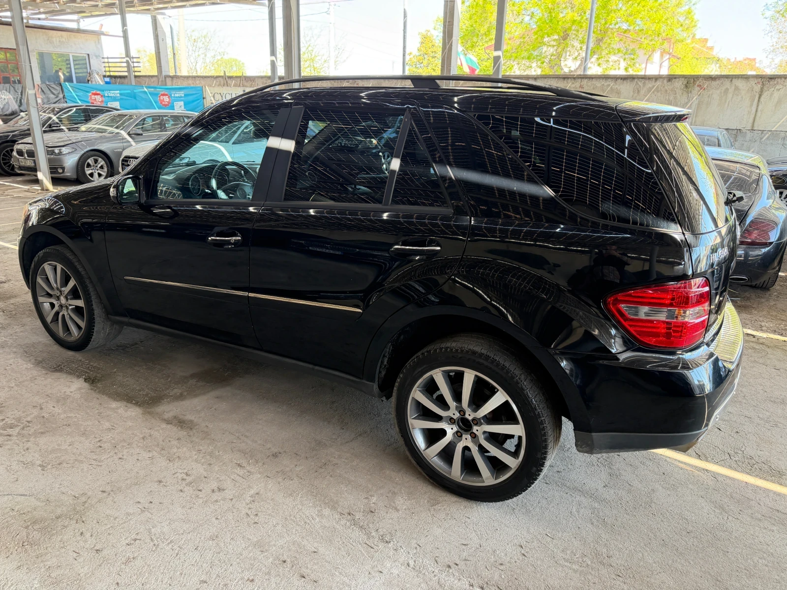 Mercedes-Benz ML 500, снимка 8 - Автомобили и джипове - 54315521