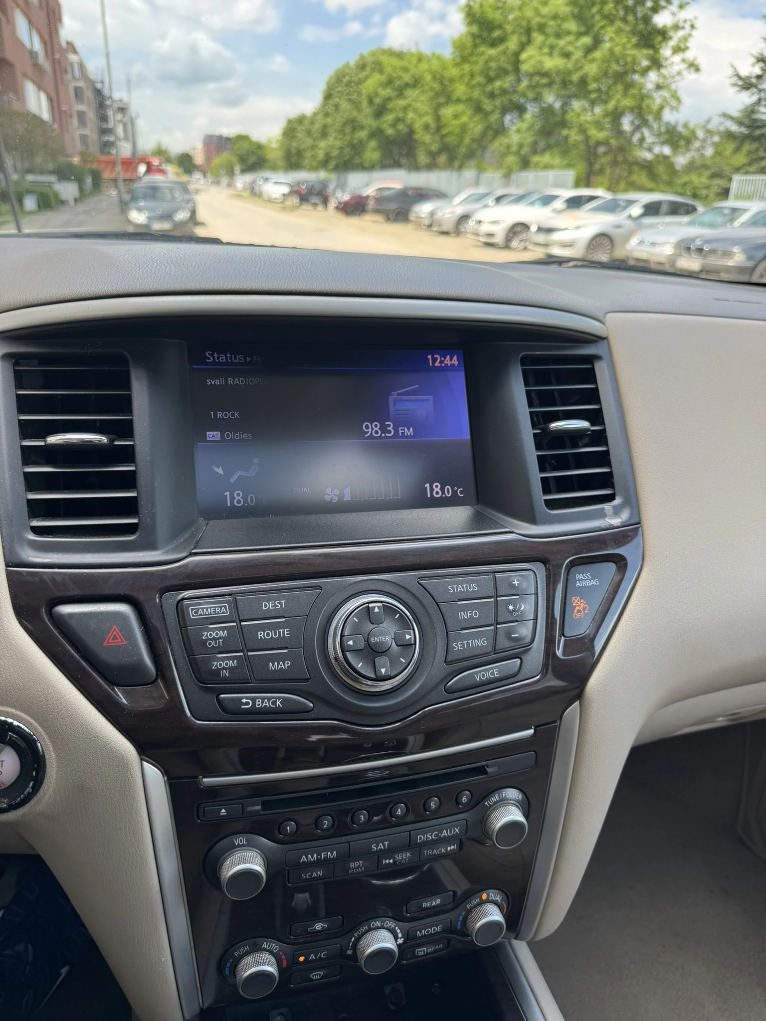 Nissan Pathfinder 3.5 V6, снимка 13 - Автомобили и джипове - 54574679