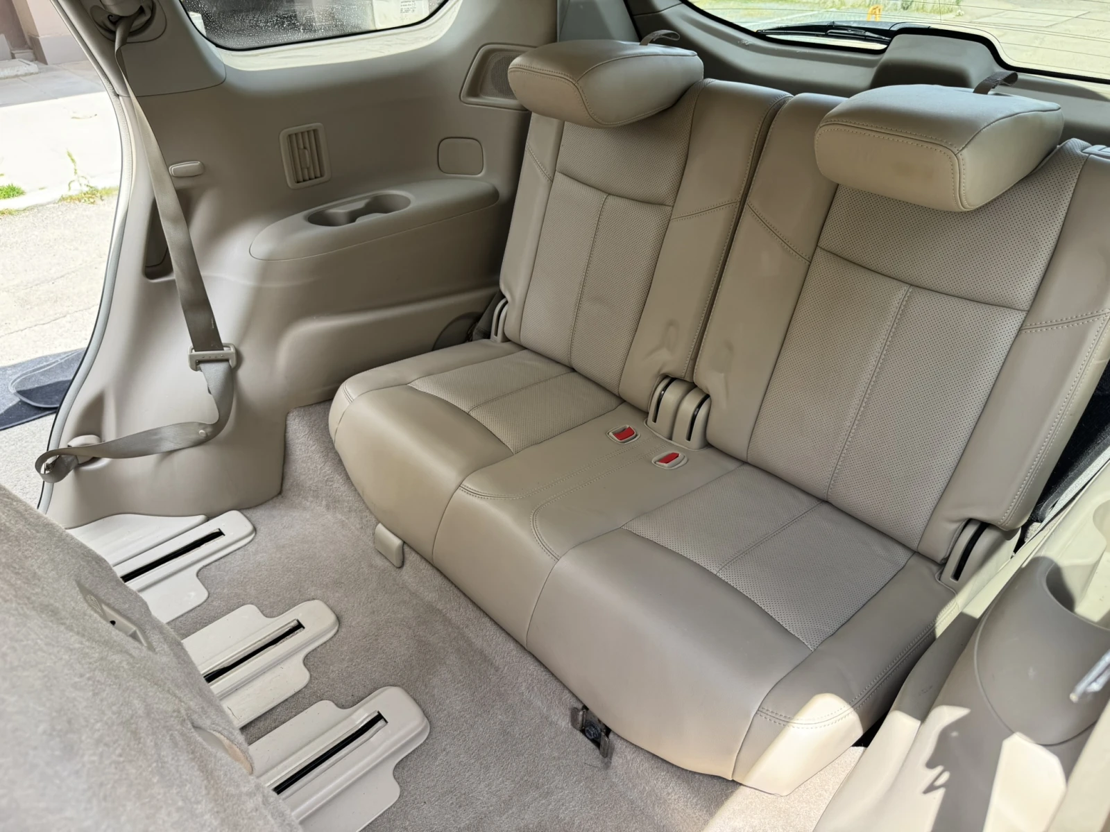 Nissan Pathfinder 3.5 V6, снимка 7 - Автомобили и джипове - 54574679