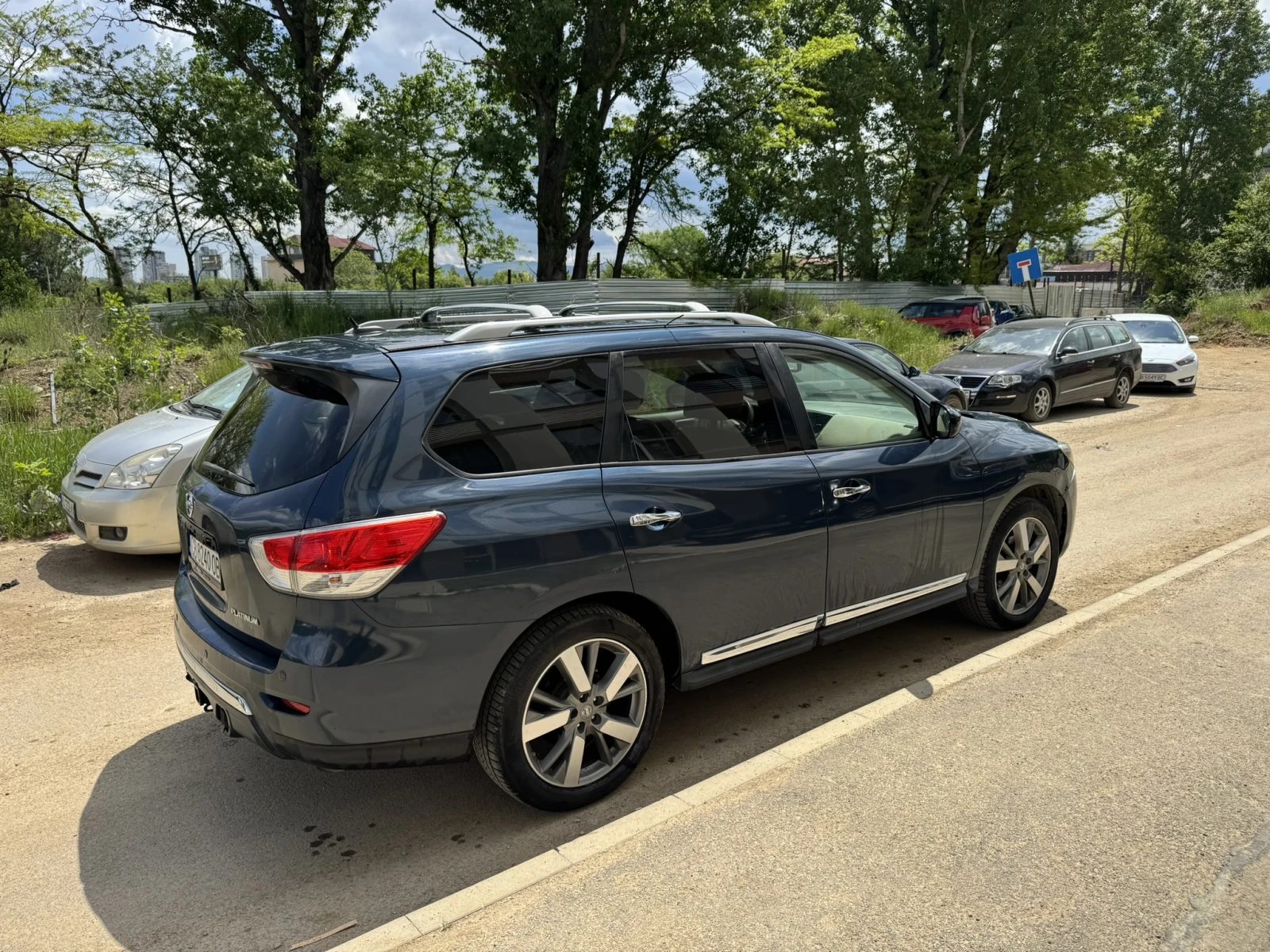 Nissan Pathfinder 3.5 V6, снимка 4 - Автомобили и джипове - 54574679