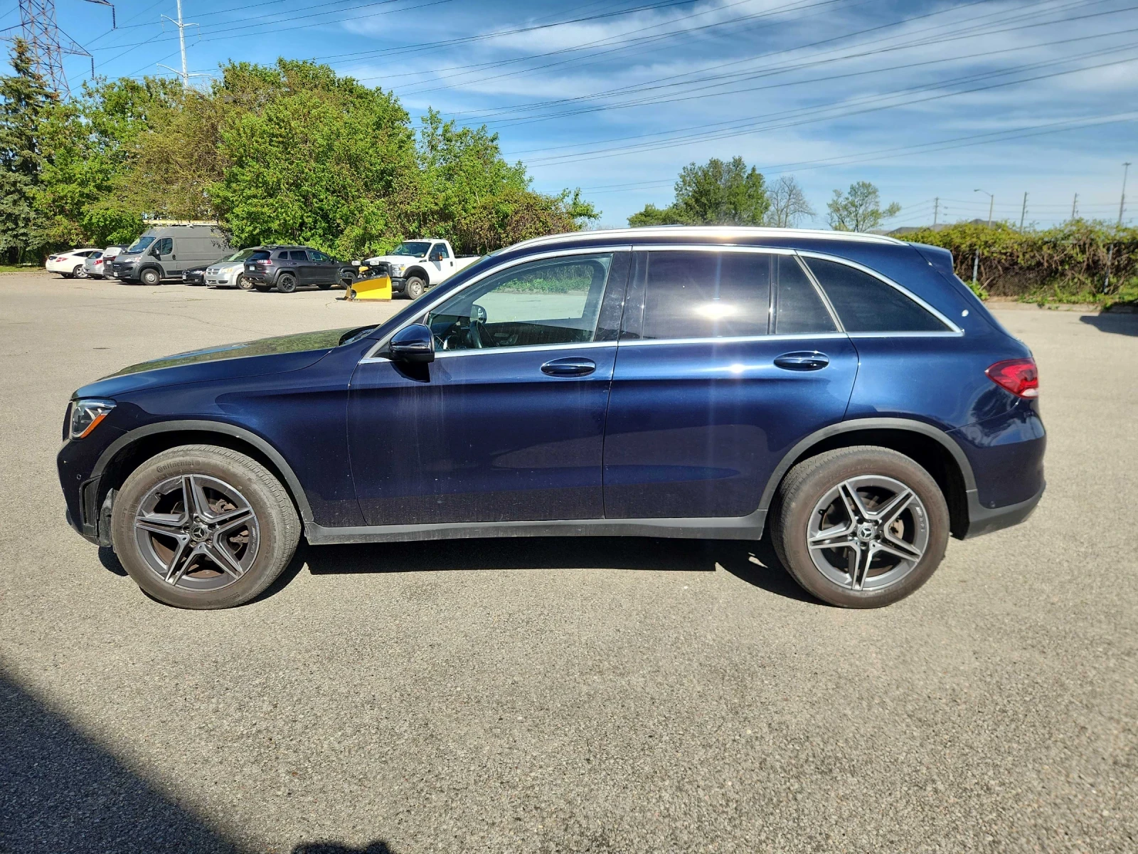 Mercedes-Benz GLC 300 4MATIC * ДИСТРОНИК * ПОДГРЕВ * ПАНОРАМА * CARFAX, снимка 2 - Автомобили и джипове - 54722116
