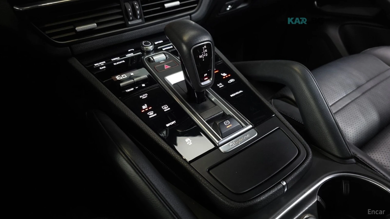 Porsche Cayenne * 3.0* КОЖА* ПОДГРЕВ* ПАНОРАМА* КАМЕРА* , снимка 9 - Автомобили и джипове - 54914561