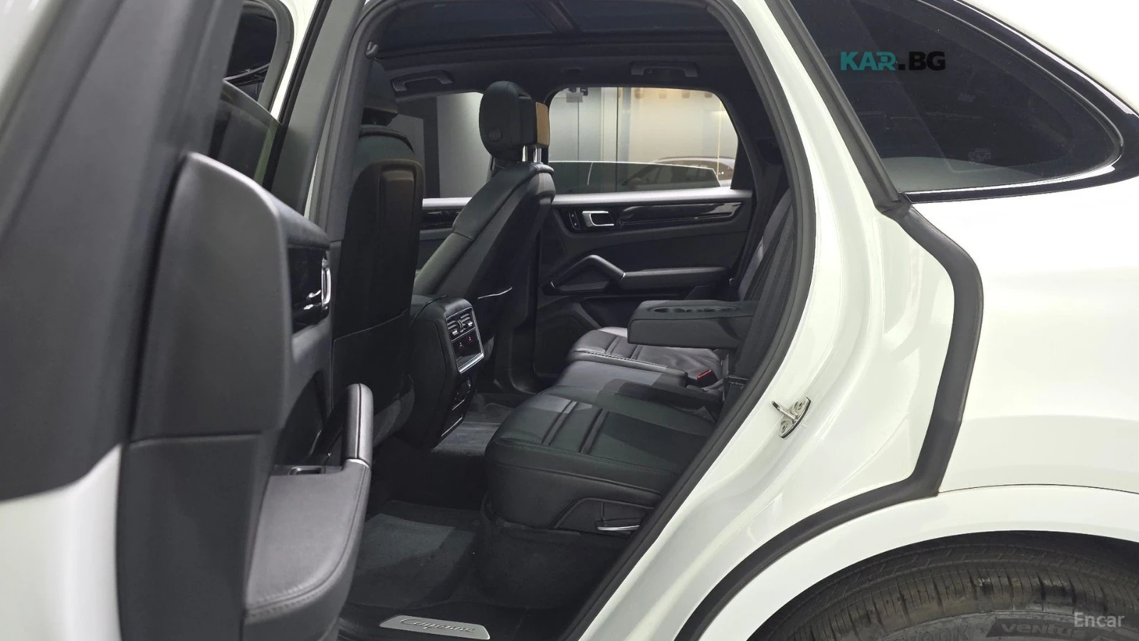 Porsche Cayenne * 3.0* КОЖА* ПОДГРЕВ* ПАНОРАМА* КАМЕРА* , снимка 11 - Автомобили и джипове - 54914561