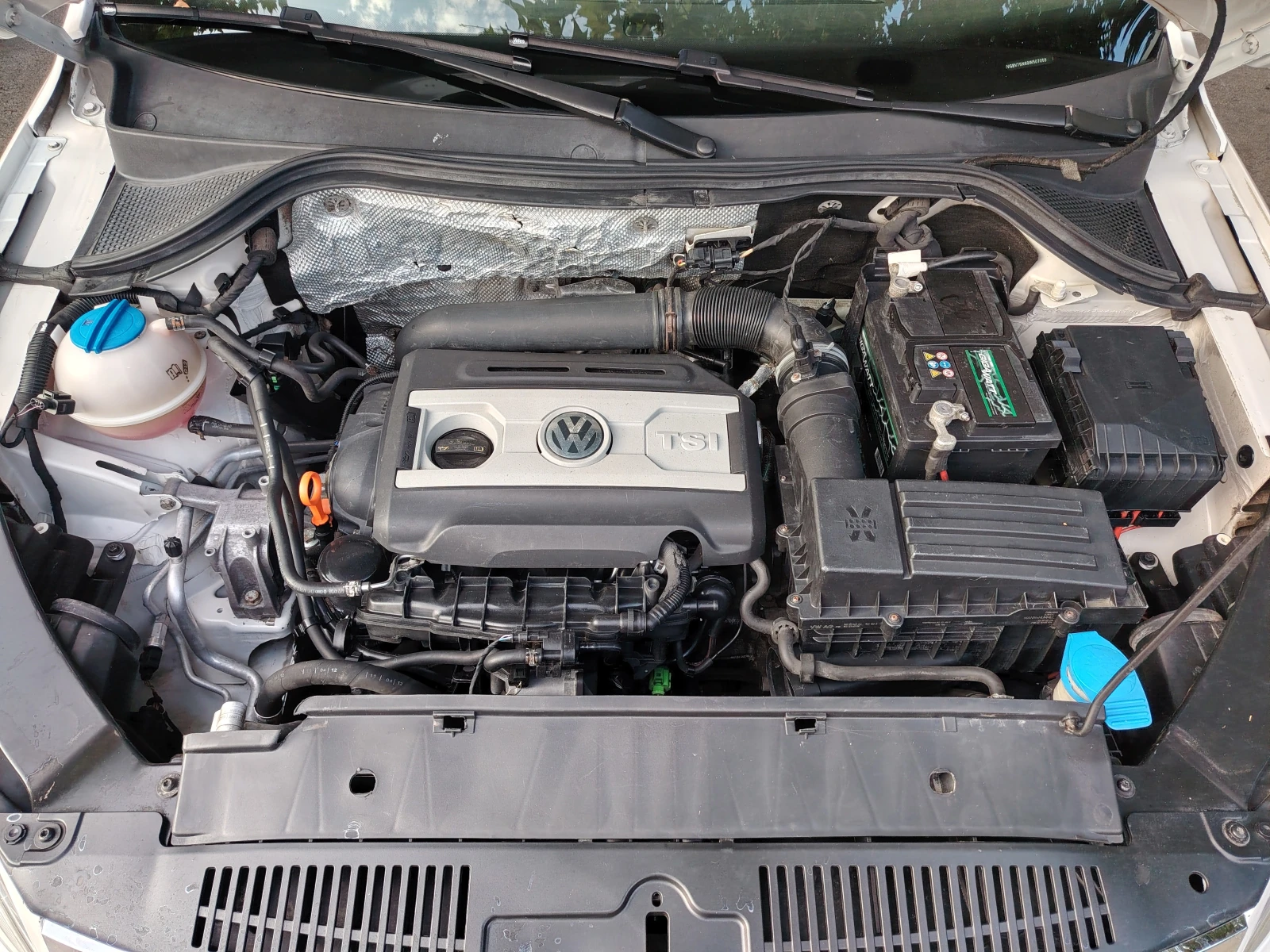 VW Tiguan 2.0 BARTER 200, снимка 15 - Автомобили и джипове - 55840568