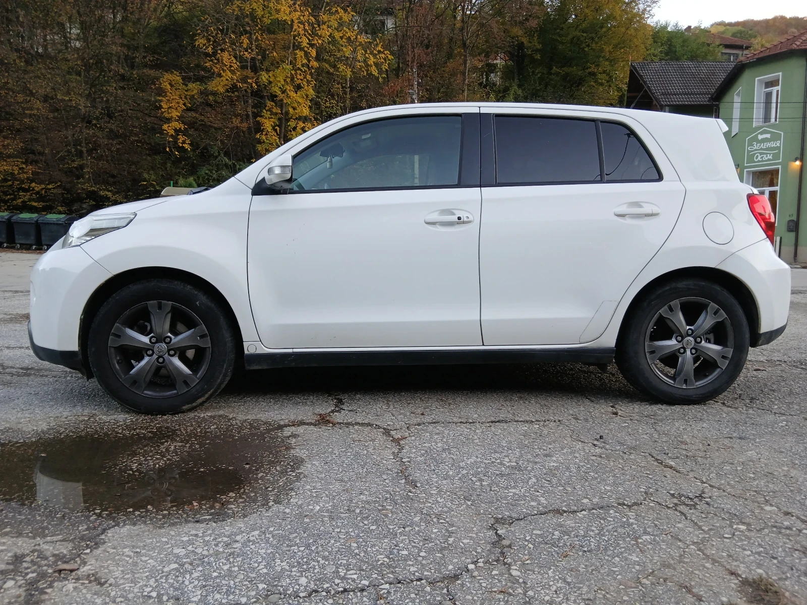 Toyota Urban Cruiser, снимка 4 - Автомобили и джипове - 56641590