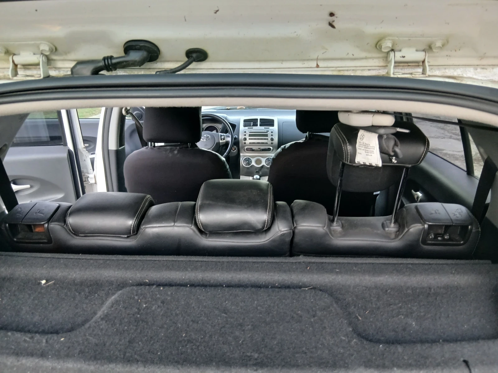 Toyota Urban Cruiser, снимка 8 - Автомобили и джипове - 56641590
