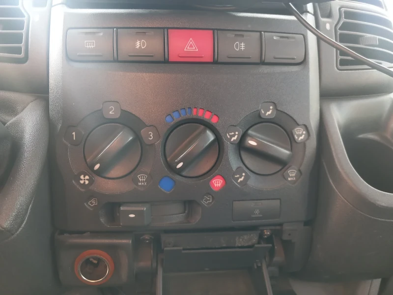 Fiat Ducato 2.8 JTD, снимка 12 - Бусове и автобуси - 51749467