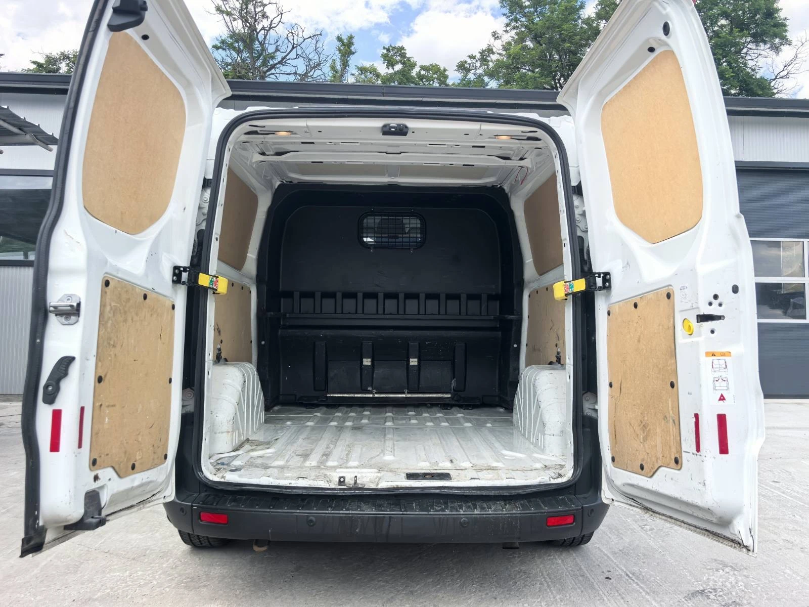 Ford Transit Custom EU6-MAXI-6 места, снимка 14 - Бусове и автобуси - 55289110