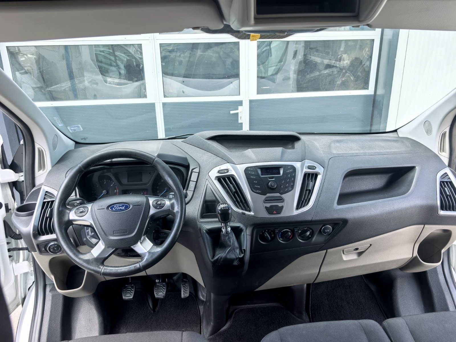 Ford Transit Custom EU6-MAXI-6 места, снимка 10 - Бусове и автобуси - 55289110