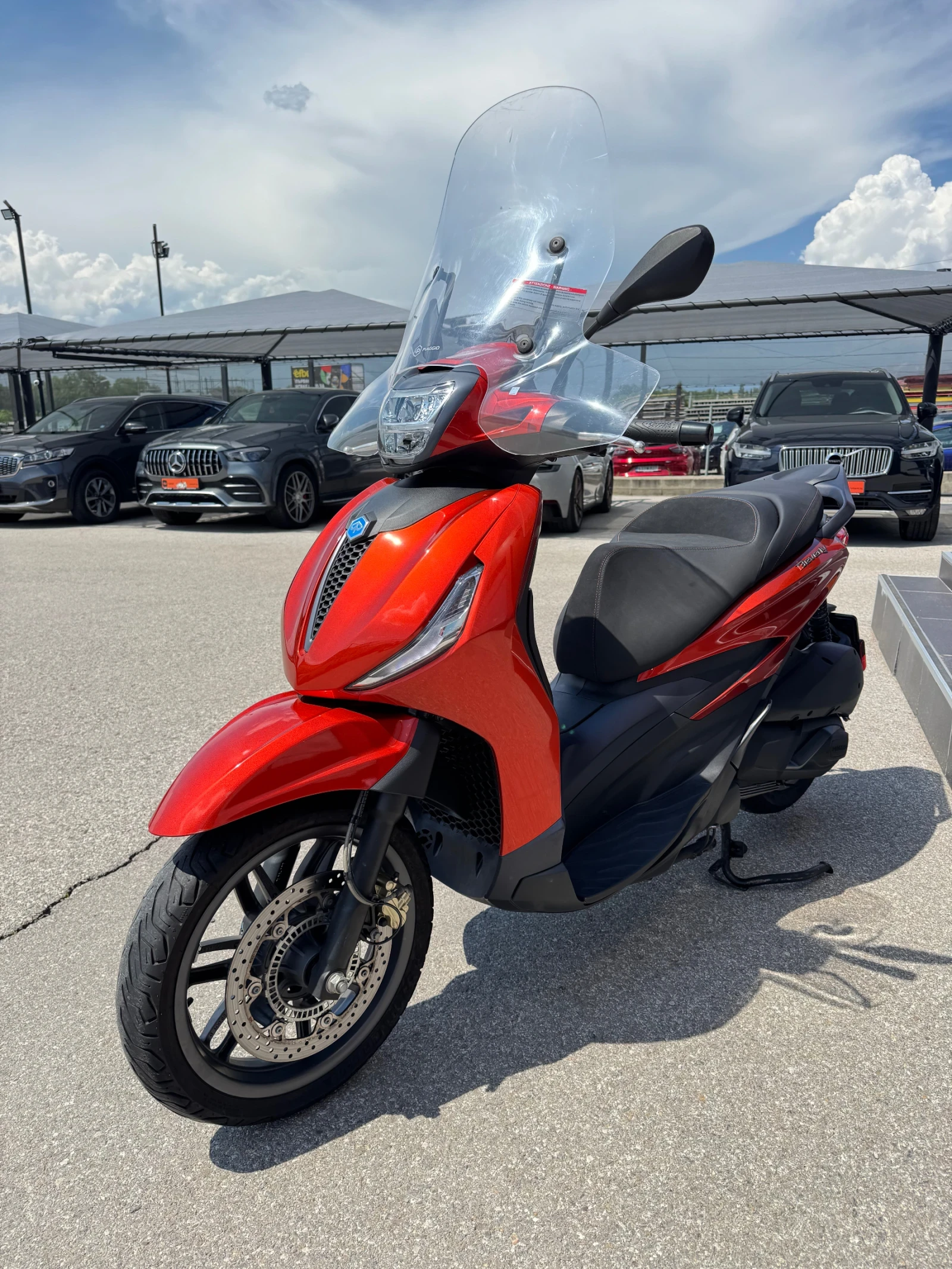 Piaggio Beverly 300S-ABS-ASR-KEYLESS-LED-TOP, снимка 6 - Мотоциклети и мототехника - 54879006