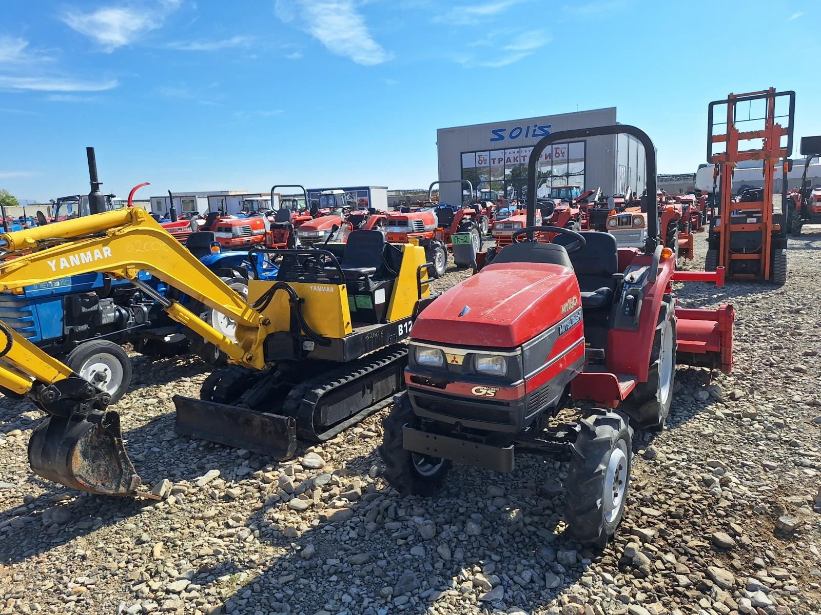 Трактор Yanmar, снимка 6 - Селскостопанска техника - 56736773