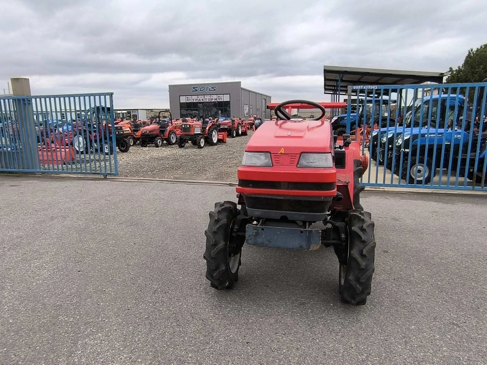 Трактор Yanmar, снимка 2 - Селскостопанска техника - 56736773