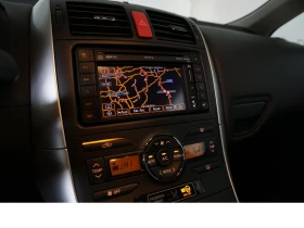 Toyota Auris * 1.6* 132PS* Multimedia* Xenon* , снимка 11
