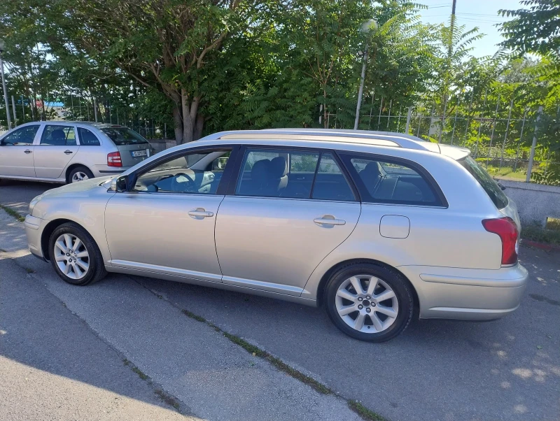 Toyota Avensis 2.0d2d клима, снимка 14 - Автомобили и джипове - 47319914