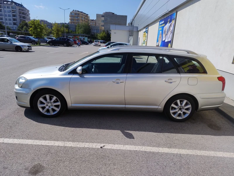 Toyota Avensis 2.0d2d клима, снимка 11 - Автомобили и джипове - 47540826