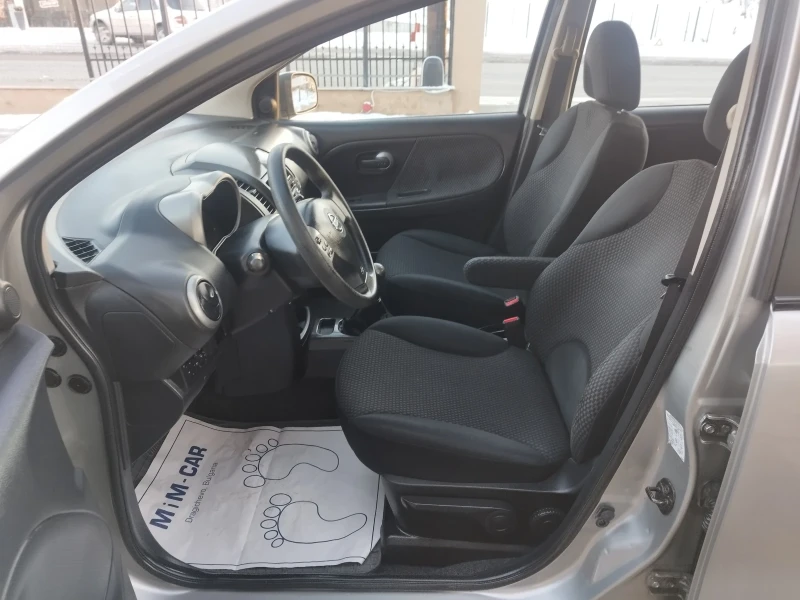 Nissan Note 1.4i 16v, снимка 8 - Автомобили и джипове - 48550314