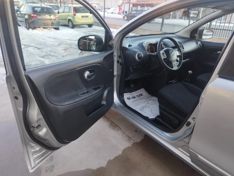 Nissan Note 1.4i 16v, снимка 9 - Автомобили и джипове - 48550314