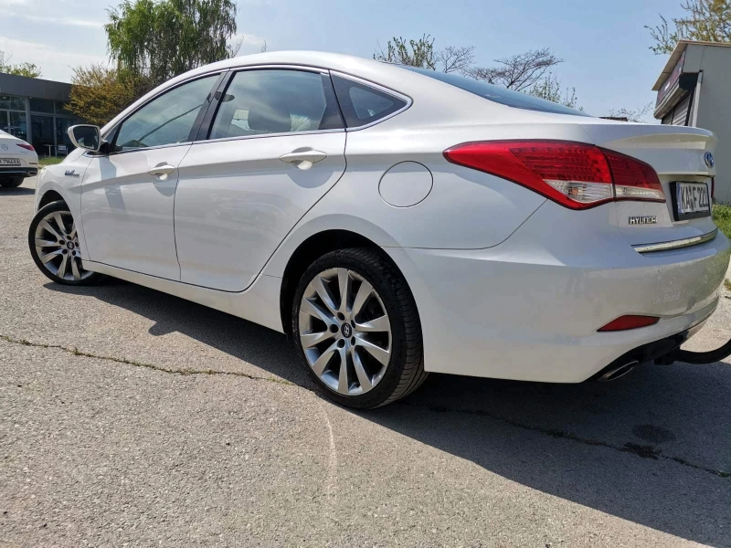 Hyundai I40 КАТО НОВ, снимка 4 - Автомобили и джипове - 49528085